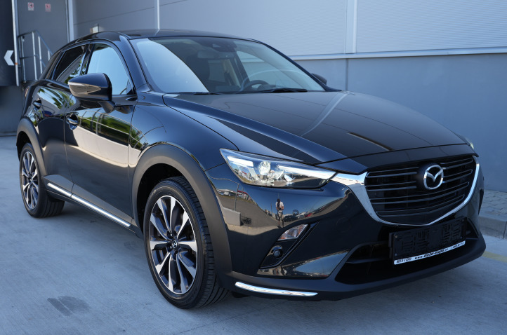 MAZDA CX-3 2.0 SKYACTIV G121 TAKUMI PLUS NAVI KAMERA FULL LED KOŽA *** ORIGINÁL 93.246 KM *** 1. MAJITEĽKA ***