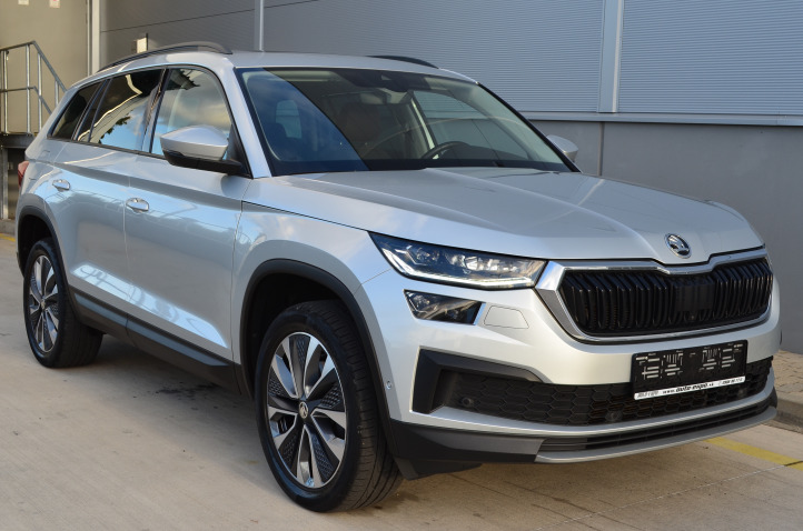 ŠKODA KODIAQ 2.0 TDI DSG EVO CLEVER STYLE SCR WEBASTO PANORAMA CANTON VIRTUAL COCPIT 19ALU CRYSTAL MATRIX LED ***109.000KM***