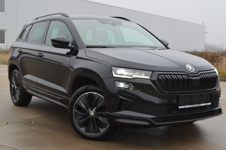 ŠKODA KAROQ 2.0 TDI EVO DSG 4X4 SPORTLINE VIRTUAL COCPIT WEBASTO MATRIX KAMERA FULL LED CRYSTAL ŤAŽNÉ ADAPTIV TEMPOMAT KESSY